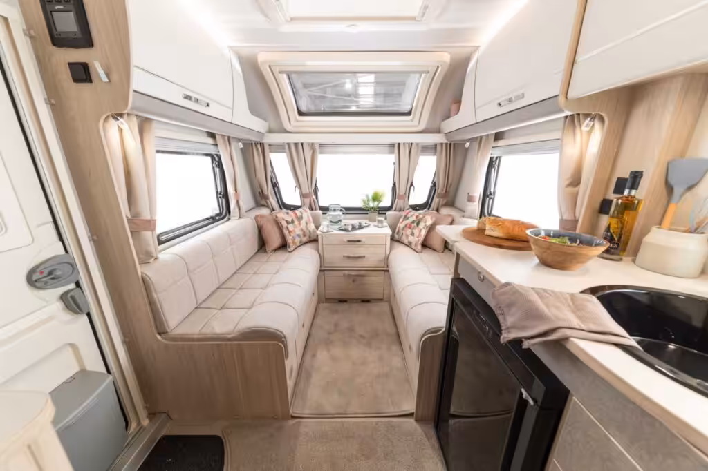 Elddis Avante 550