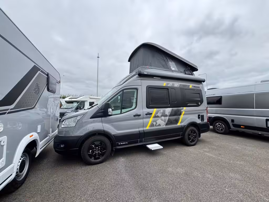 Swift Trekker ST